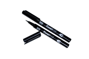 Sharp Me Pen Liner